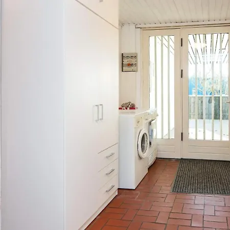 Holiday Lxiii Holiday home Ulfborg